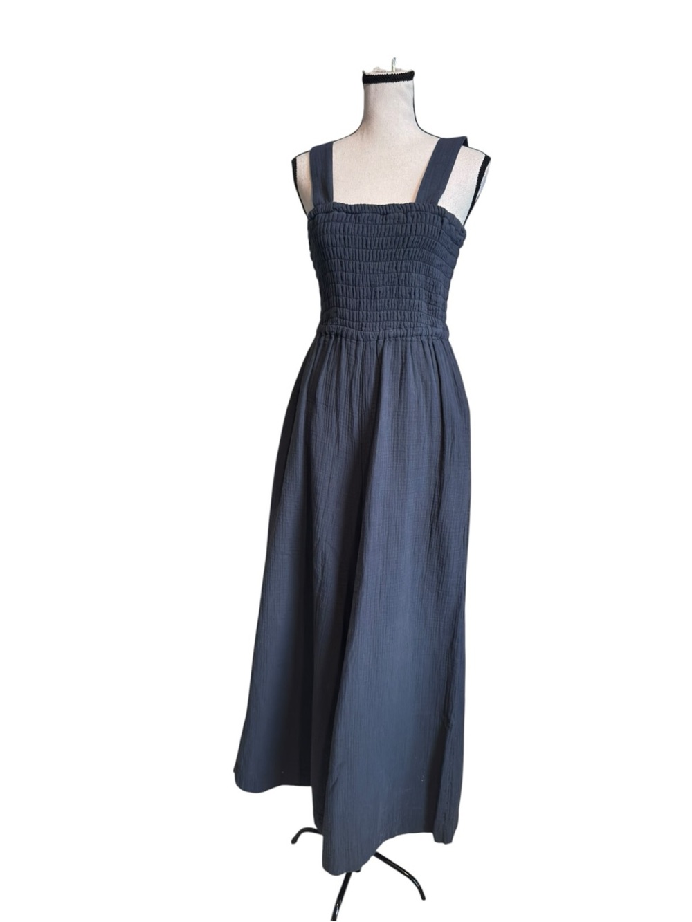 Quince Organic Cotton Gauze Smocked Wide Leg Jumpsuit Navy Blue Size Small NWOT - Picture 4 of 8